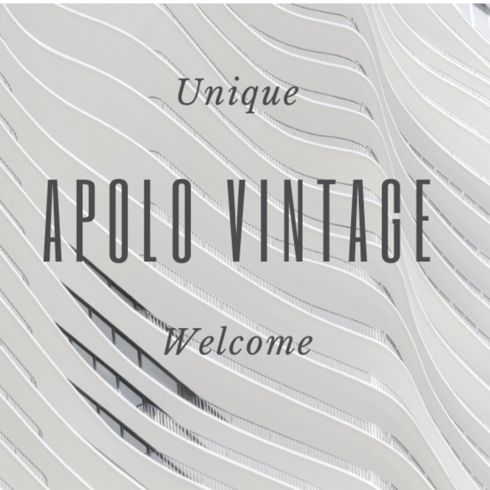 Meet your Posher, Manuela